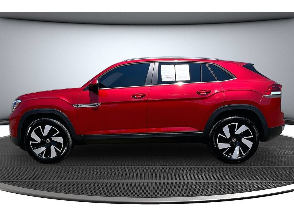 Used 2024 Volkswagen Atlas Cross Sport SE FWD image 17