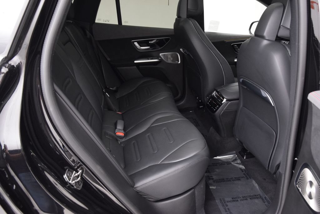 Used 2026 Mercedes-Benz EQE AMG 4MATIC SUV image 19