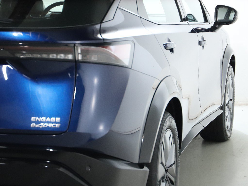 Certified 2024 Nissan Ariya AWD image 43