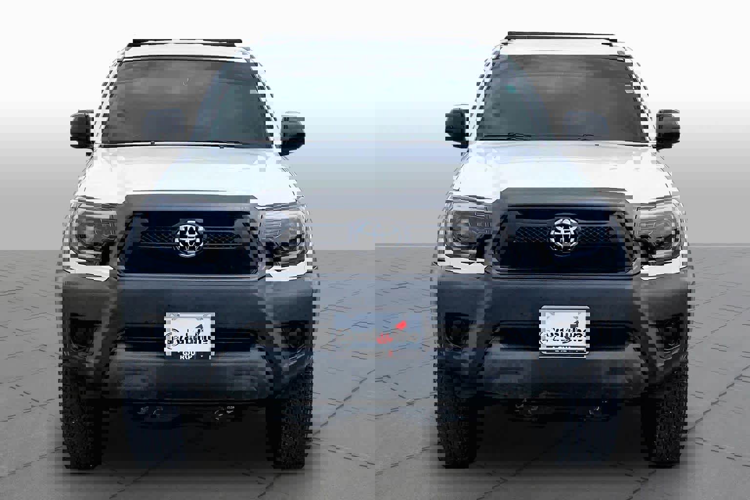 Used 2013 Toyota Tacoma PreRunner w/ Convenience Pkg RWD image 4