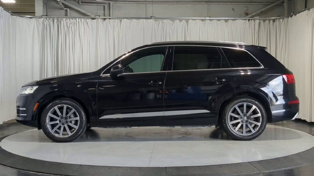 Used 2018 Audi Q7 3.0T Prestige AWD/4WD image 5