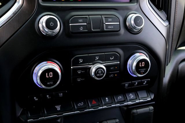 Used 2021 GMC Sierra 2500 AT4 AWD/4WD image 16