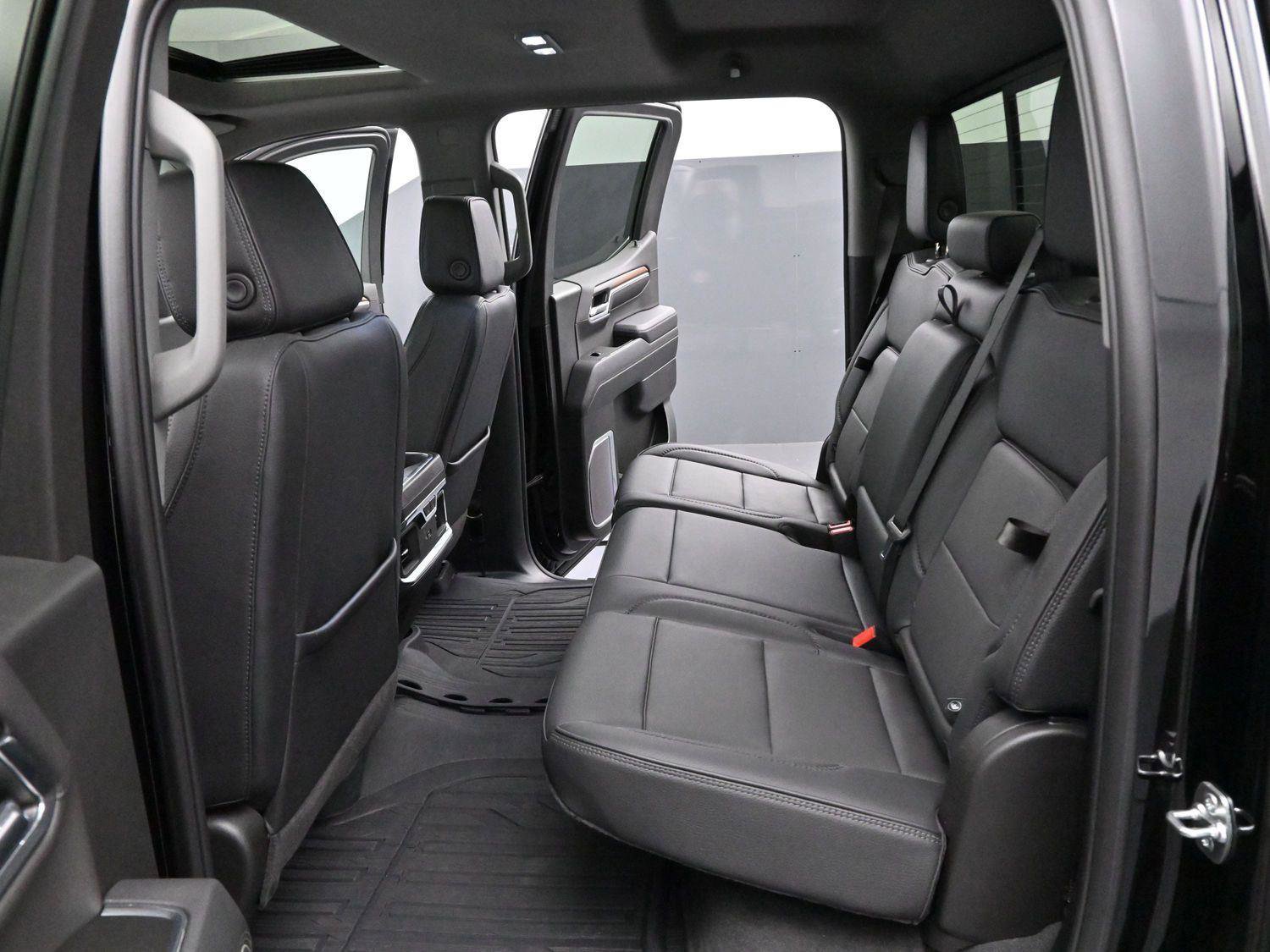 Used 2025 GMC Sierra 1500 Denali image 28