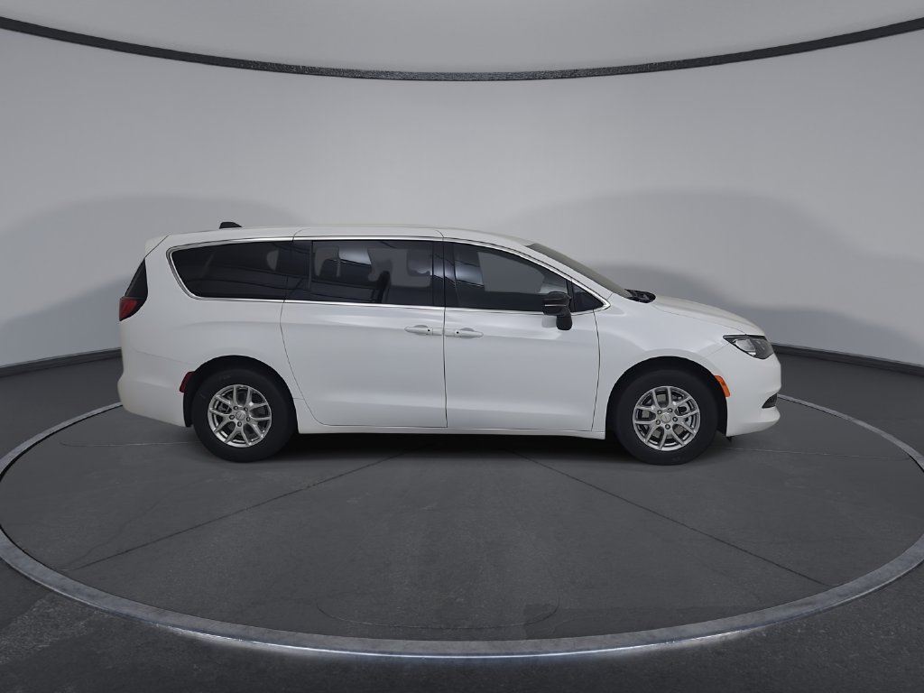 New 2027 Chrysler Pacifica LX FWD image 17