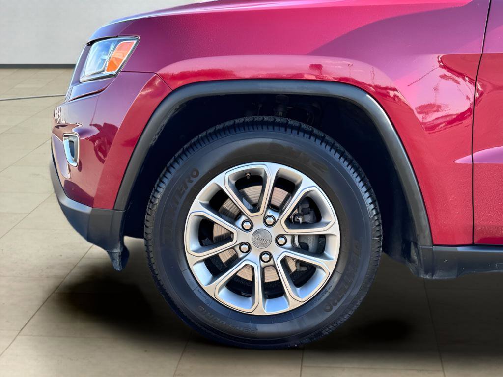Used 2015 Jeep Grand Cherokee Limited w/ Trailer Tow Group IV AWD/4WD image 38