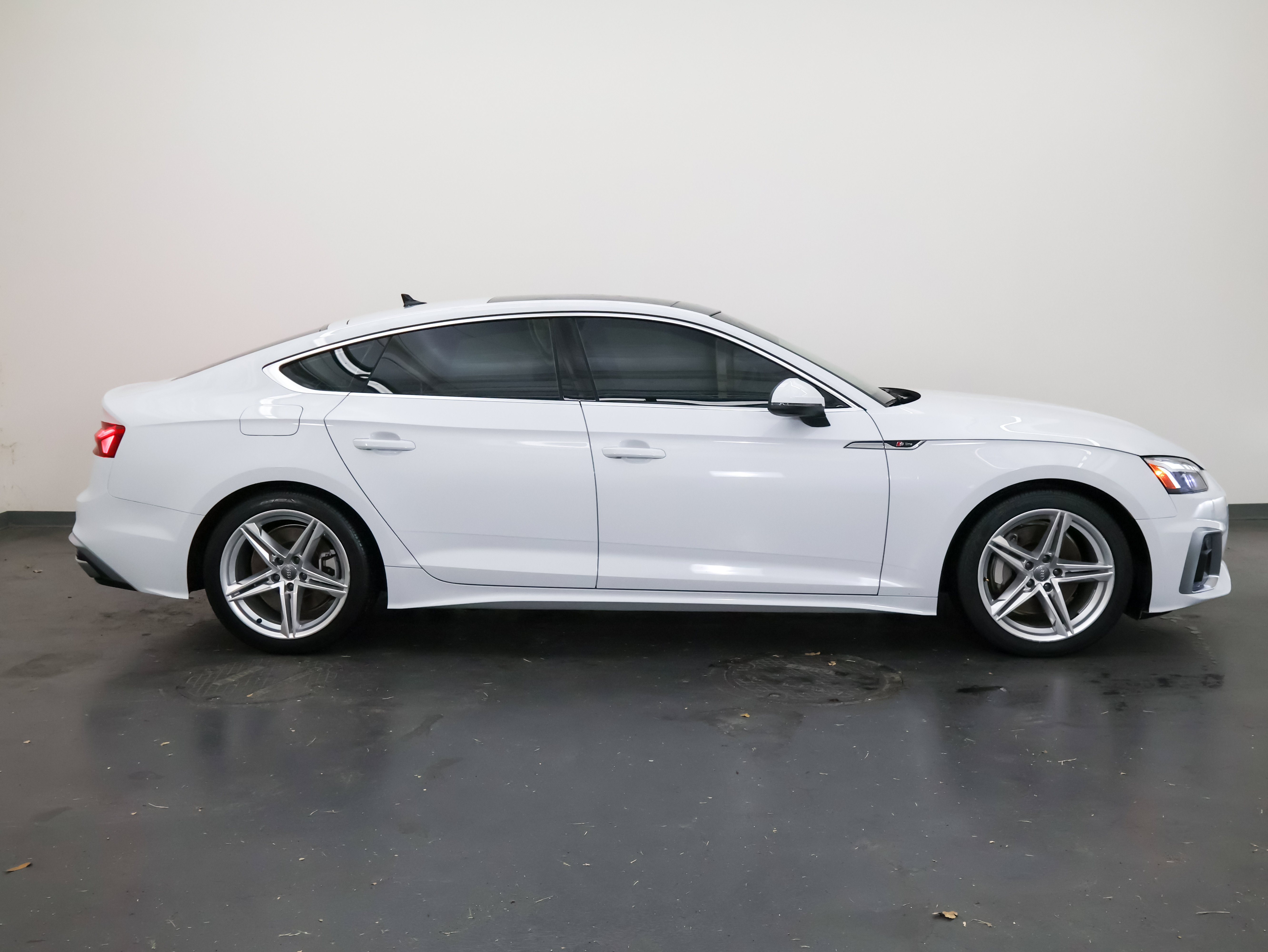 Used 2021 Audi A5 2.0T Premium Plus w/ Premium Plus AWD/4WD image 2