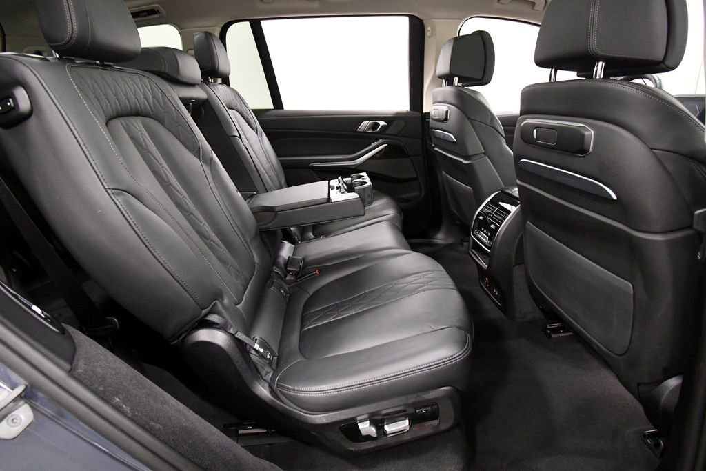 Used 2026 BMW X7 xDrive40i AWD/4WD image 22