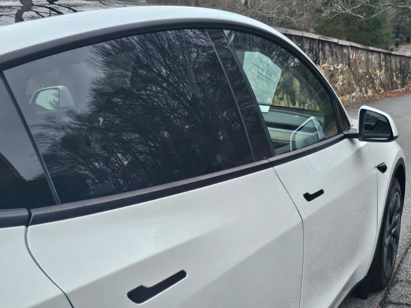 Used 2024 Tesla Model Y Long Range image 21