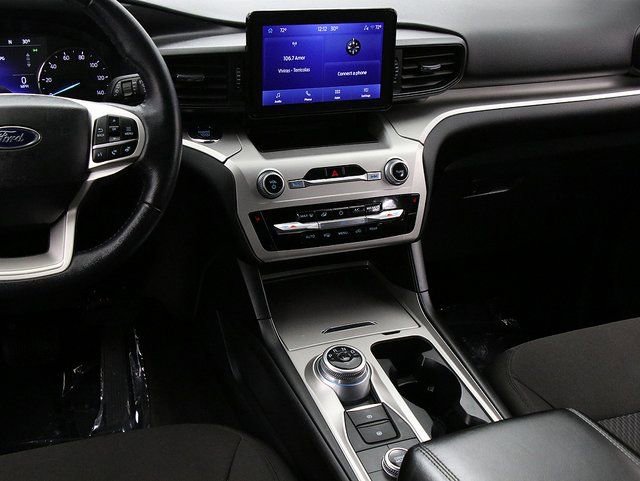 Used 2022 Ford Explorer XLT w/ Class IV Trailer Tow Package image 16