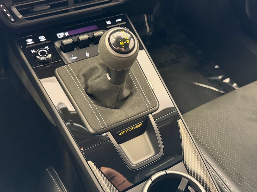 Certified 2025 Porsche 911 GT3 RS RWD image 17