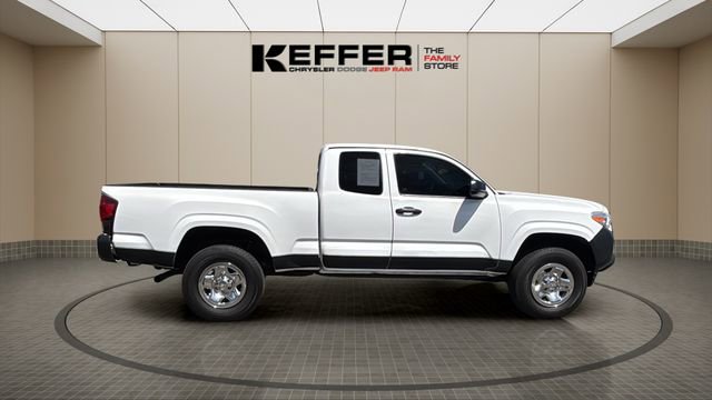 Used 2021 Toyota Tacoma SR RWD image 6