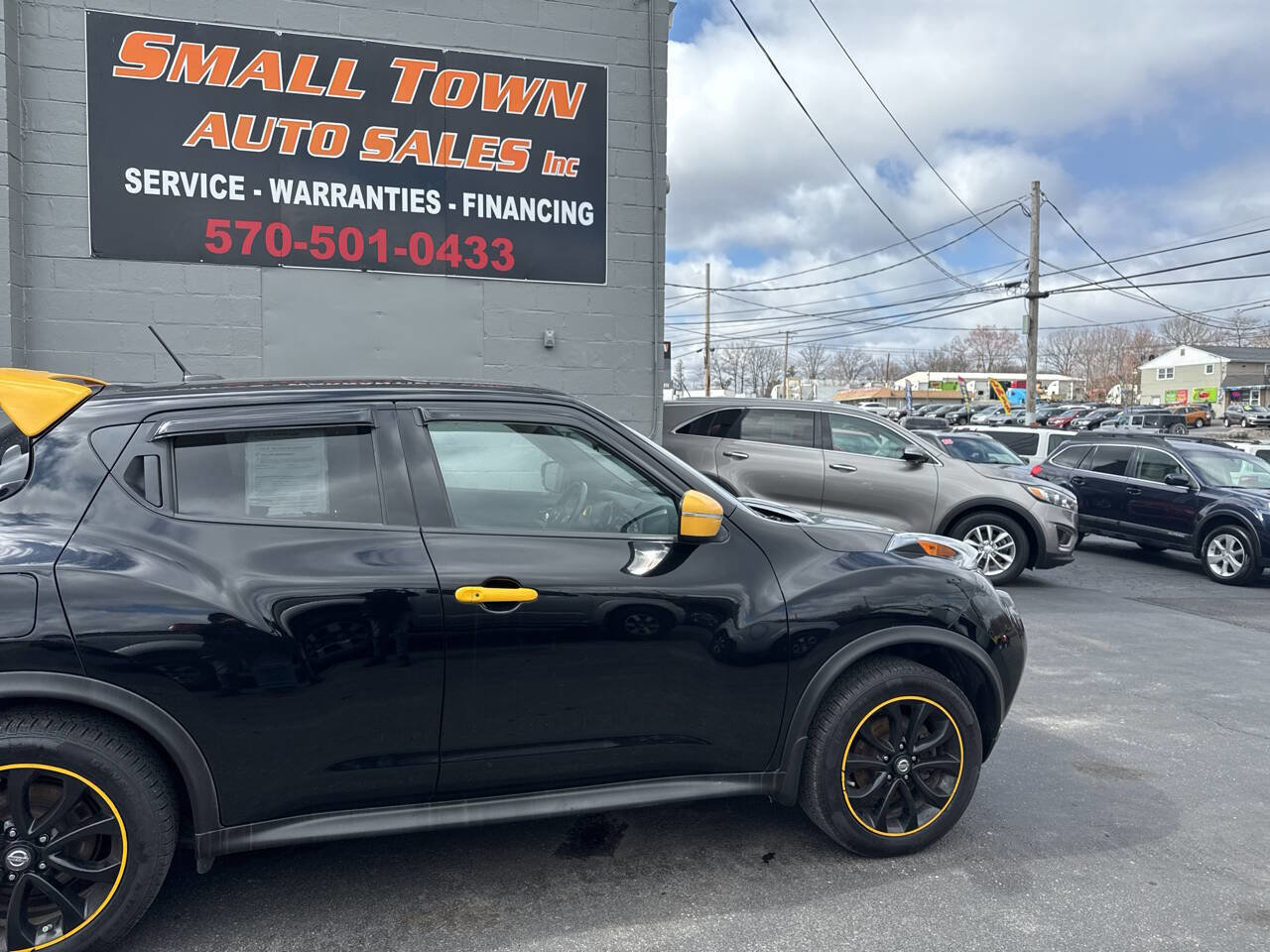 Used 2016 Nissan Juke SV AWD/4WD image 10