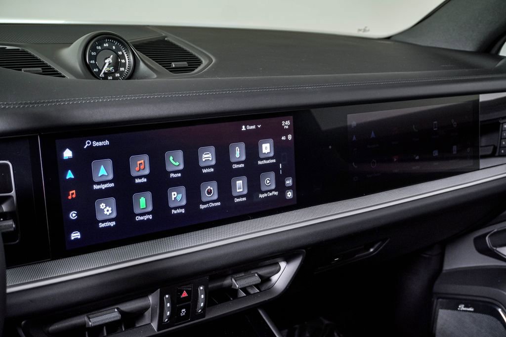 Certified 2025 Porsche Cayenne E-Hybrid AWD/4WD image 22