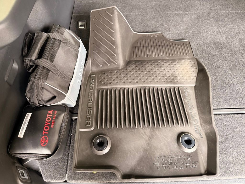 Used 2025 Toyota Land Cruiser AWD/4WD image 9