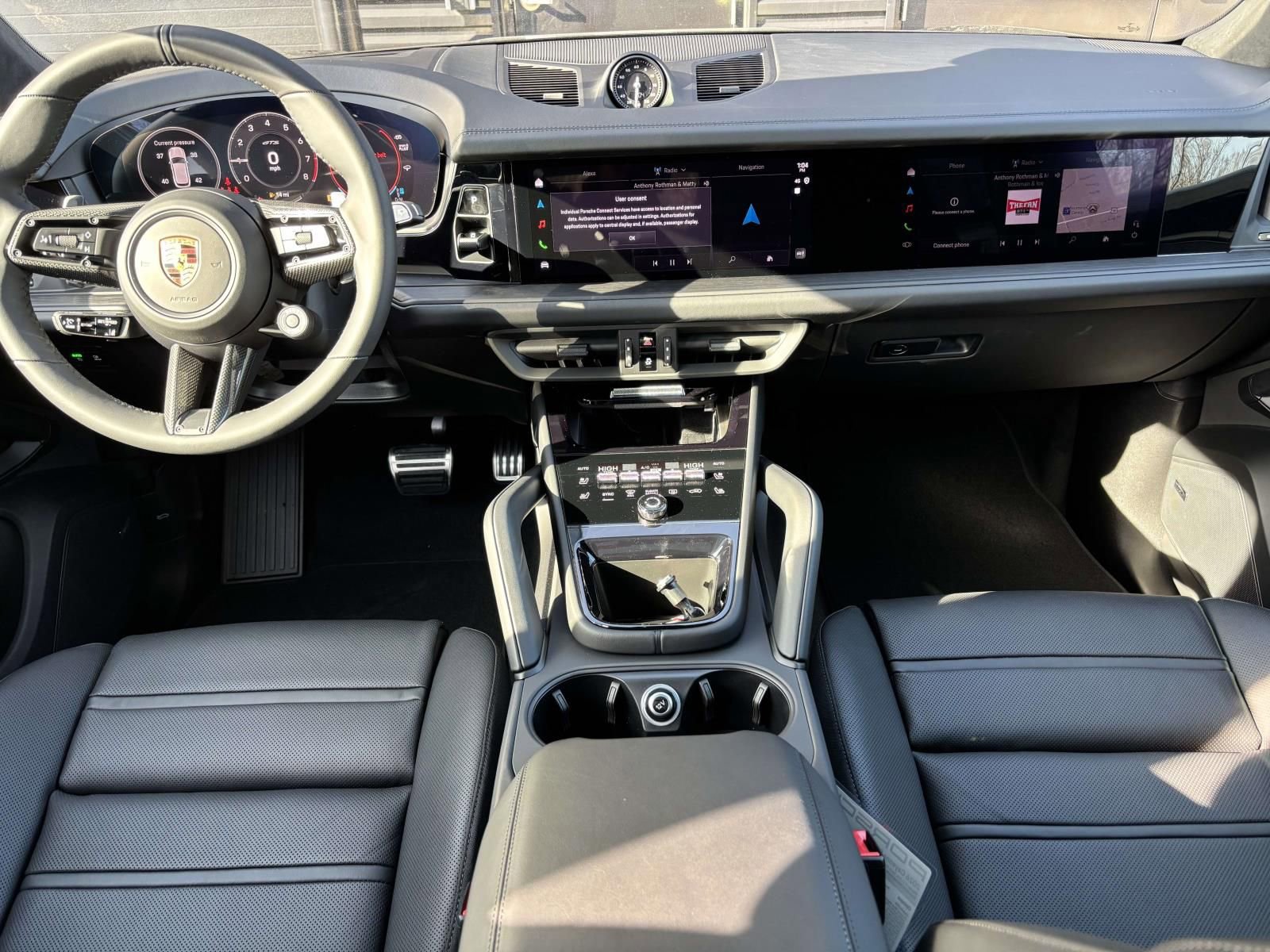 New 2026 Porsche Cayenne GTS image 18