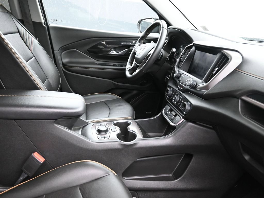 Used 2022 GMC Terrain AT4 w/ Infotainment Package II image 14