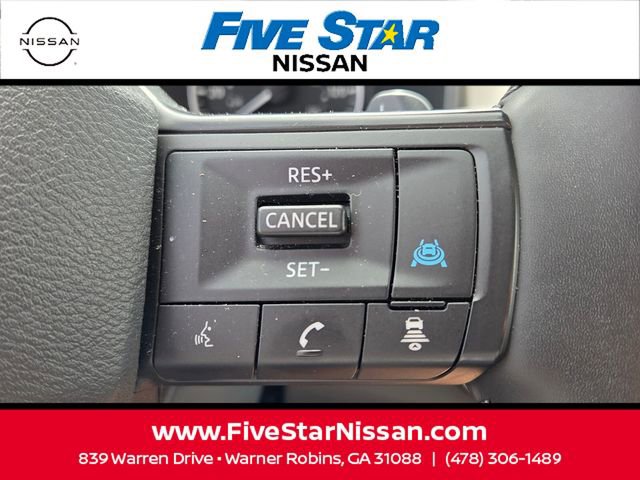 Used 2025 Nissan Rogue SV image 26