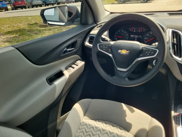 Used 2023 Chevrolet Equinox LS FWD image 5