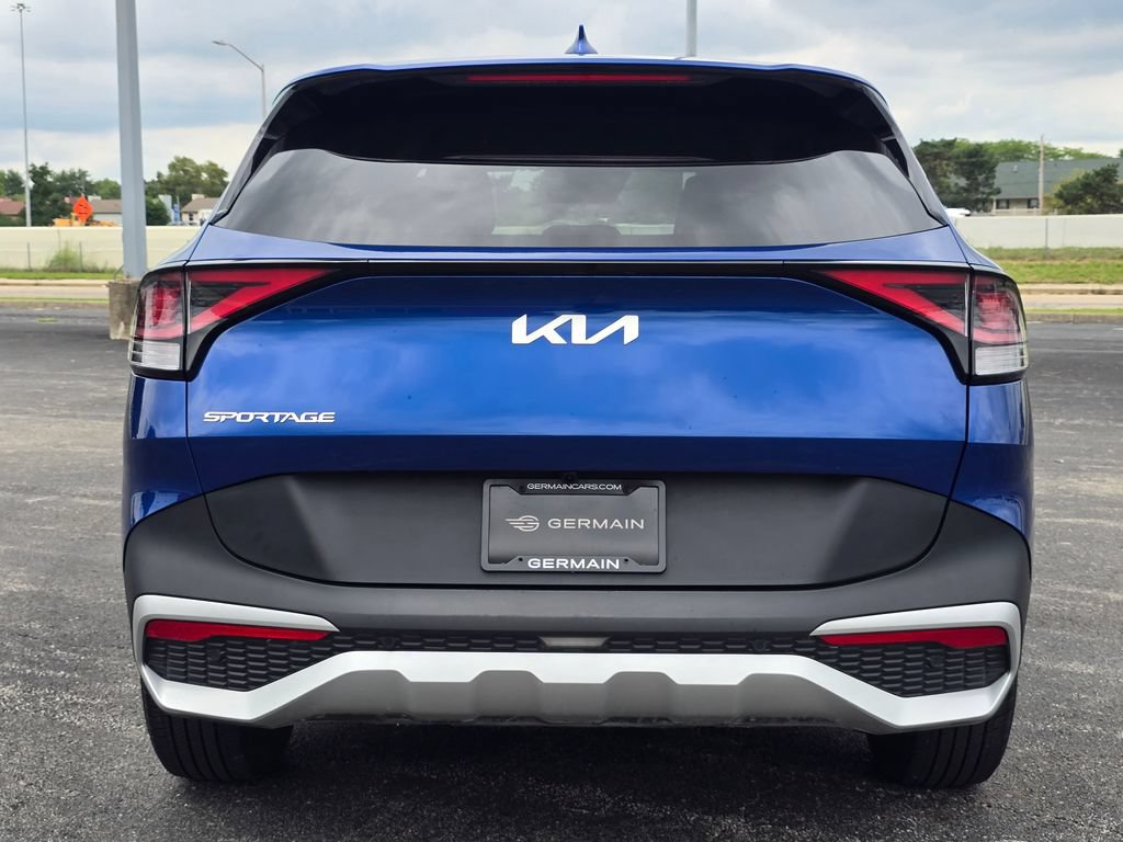 Used 2025 Kia Sportage EX FWD image 16