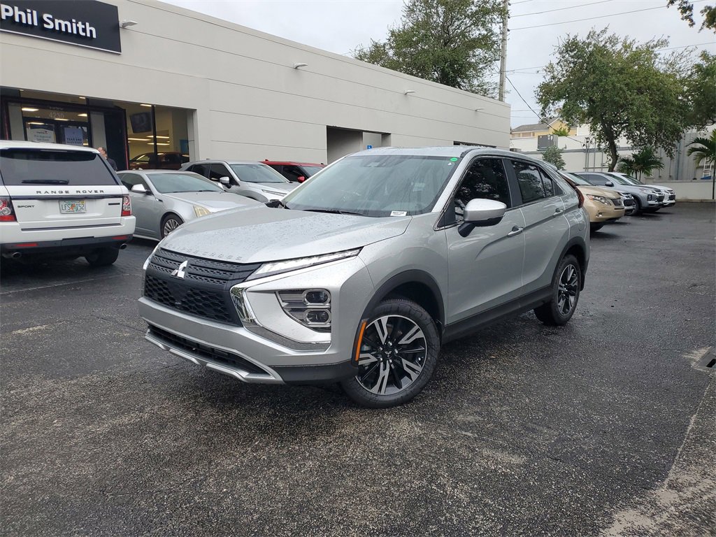 New 2025 Mitsubishi Eclipse Cross SE image 3