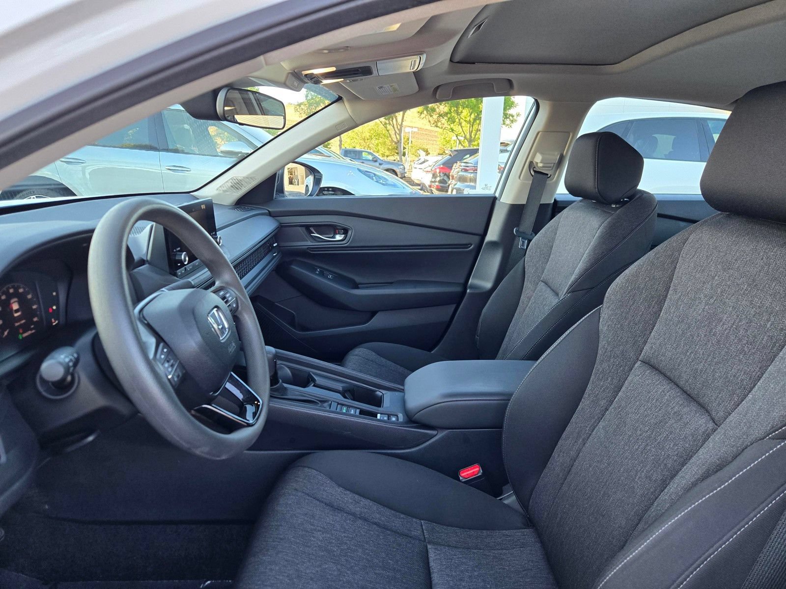 Used 2025 Honda Accord SE image 26