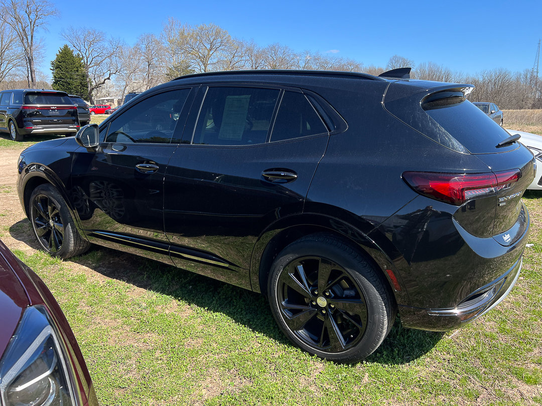Used 2021 Buick Envision Essence w/ Sport Touring Package image 2