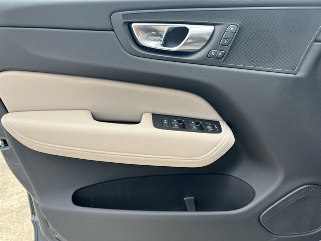 New 2026 Volvo XC60 B5 Plus w/ Protection Package Premier image 13