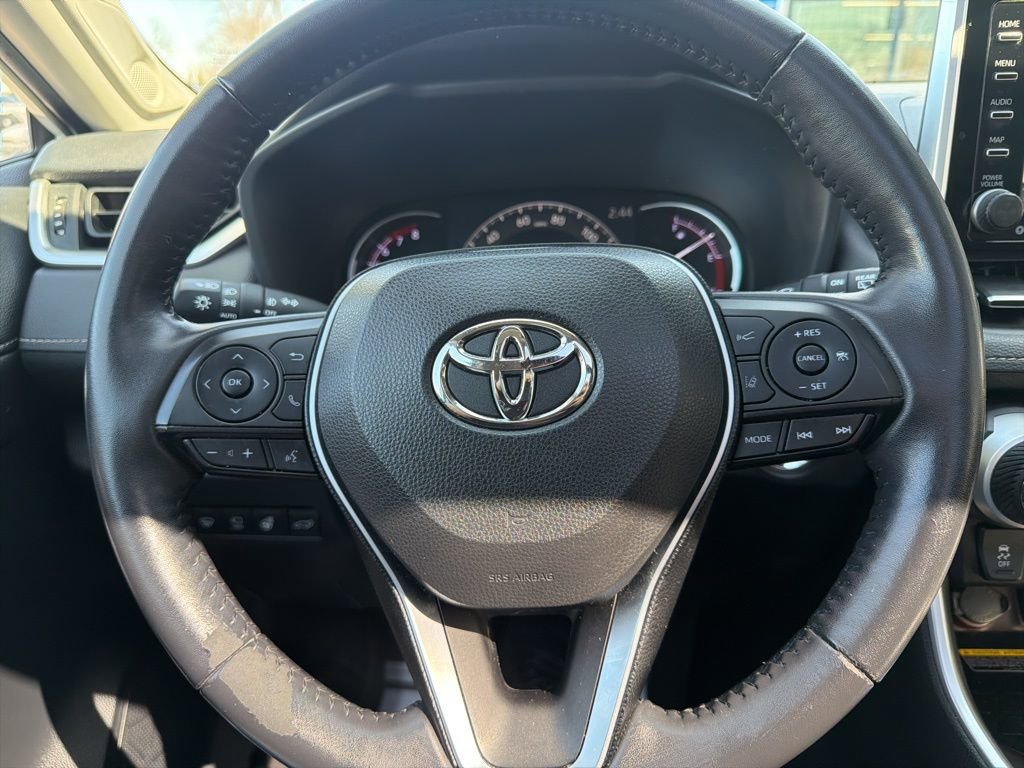 Used 2019 Toyota RAV4 Limited w/ Advanced Technology Package image 37