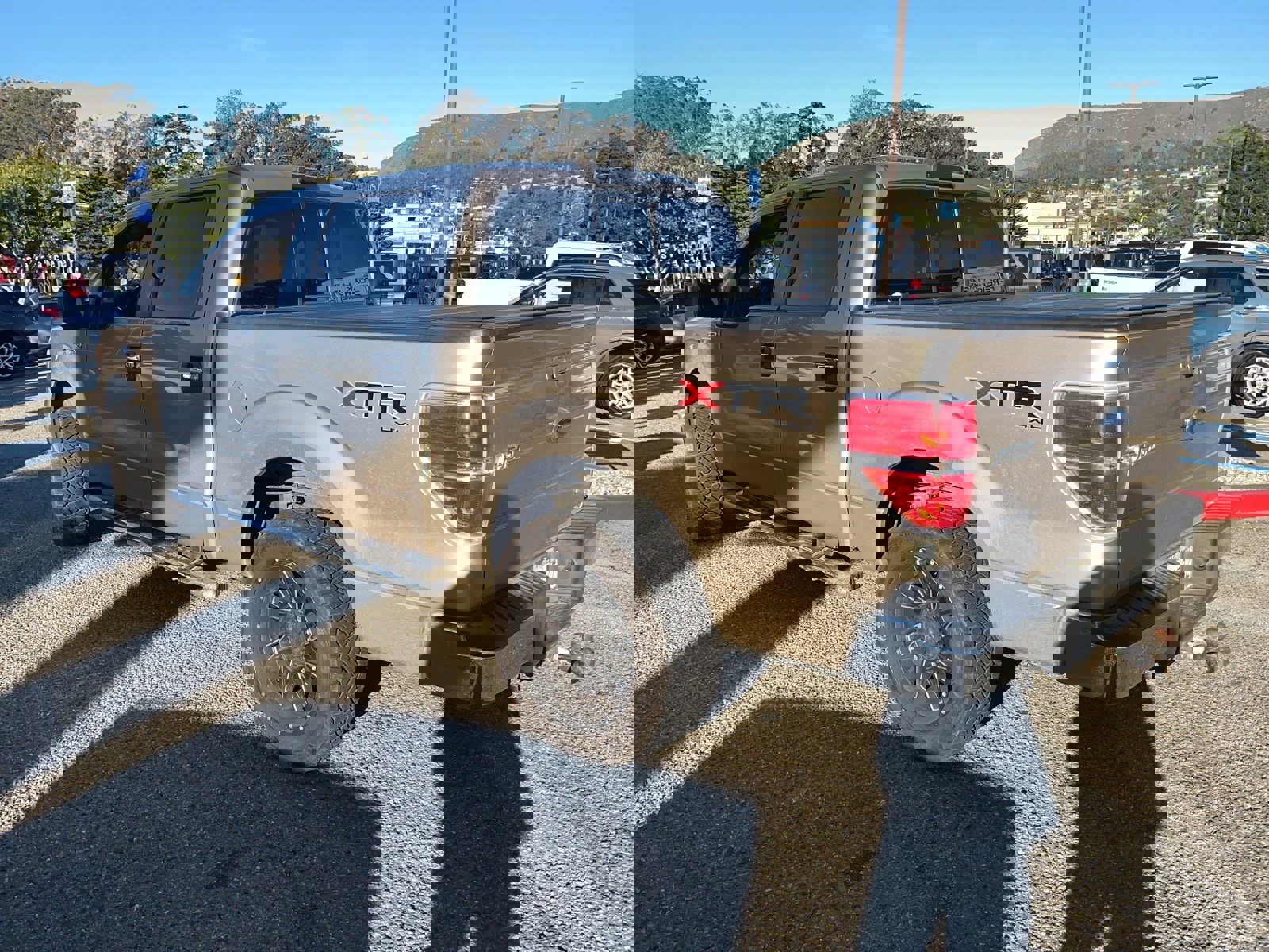 Used 2011 Ford F150 XLT w/ XTR Pkg image 3