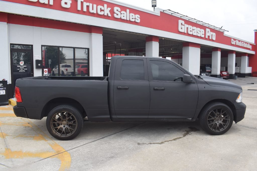 Used 2012 RAM 1500 Sport w/ Sport Premium Group RWD image 3