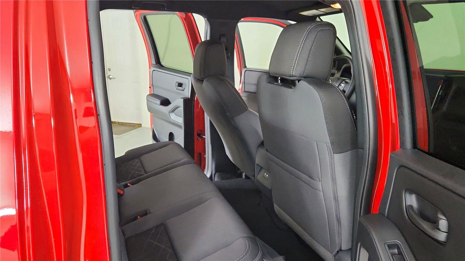 New 2026 Nissan Frontier SV w/ Tow Package image 22