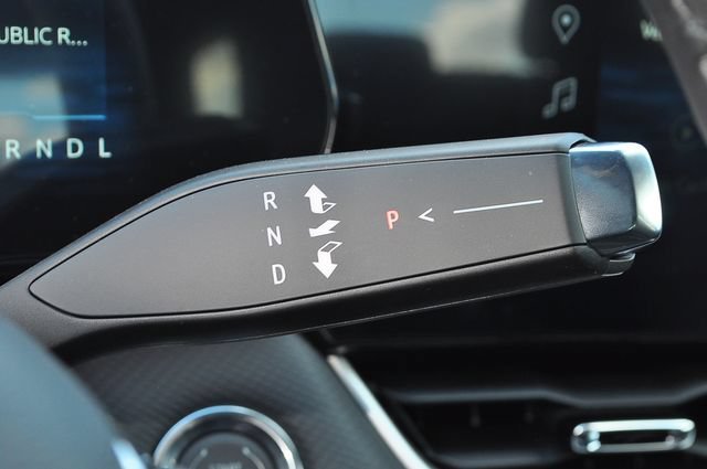 New 2026 Chevrolet Equinox LT w/ Safety and Technology Package FWD image 20