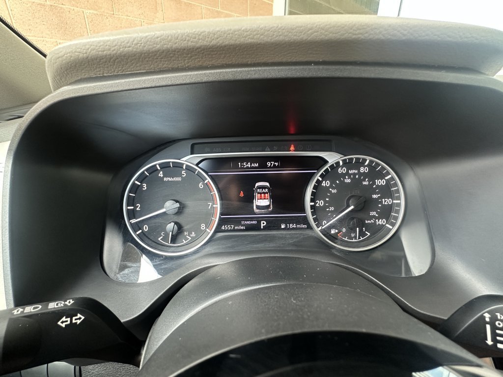 Used 2023 Nissan Rogue SL FWD image 18