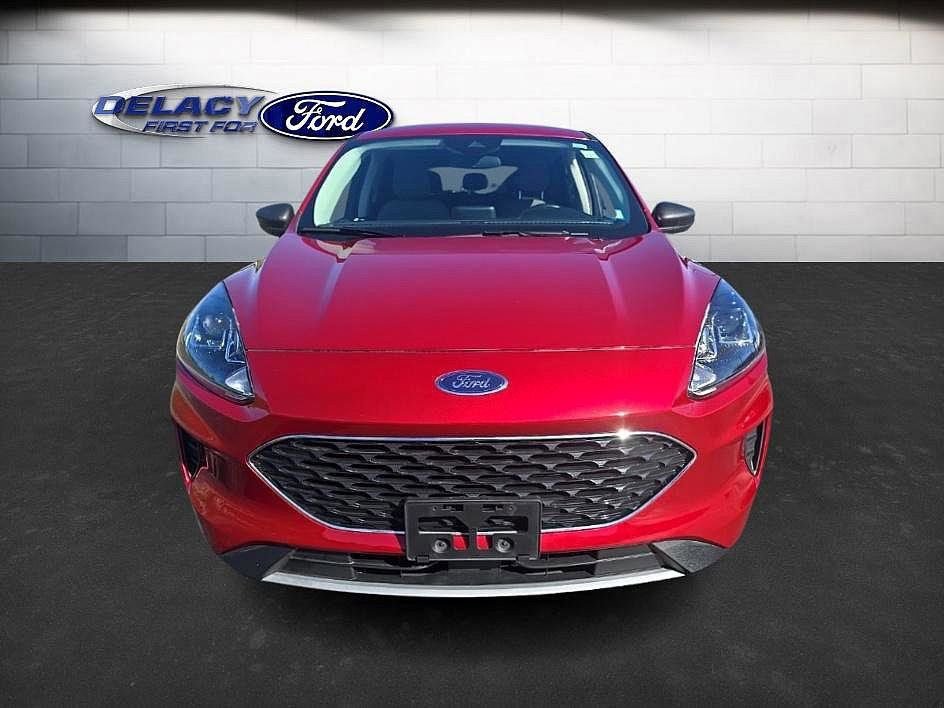 Used 2022 Ford Escape SE w/ Cold Weather Package image 8