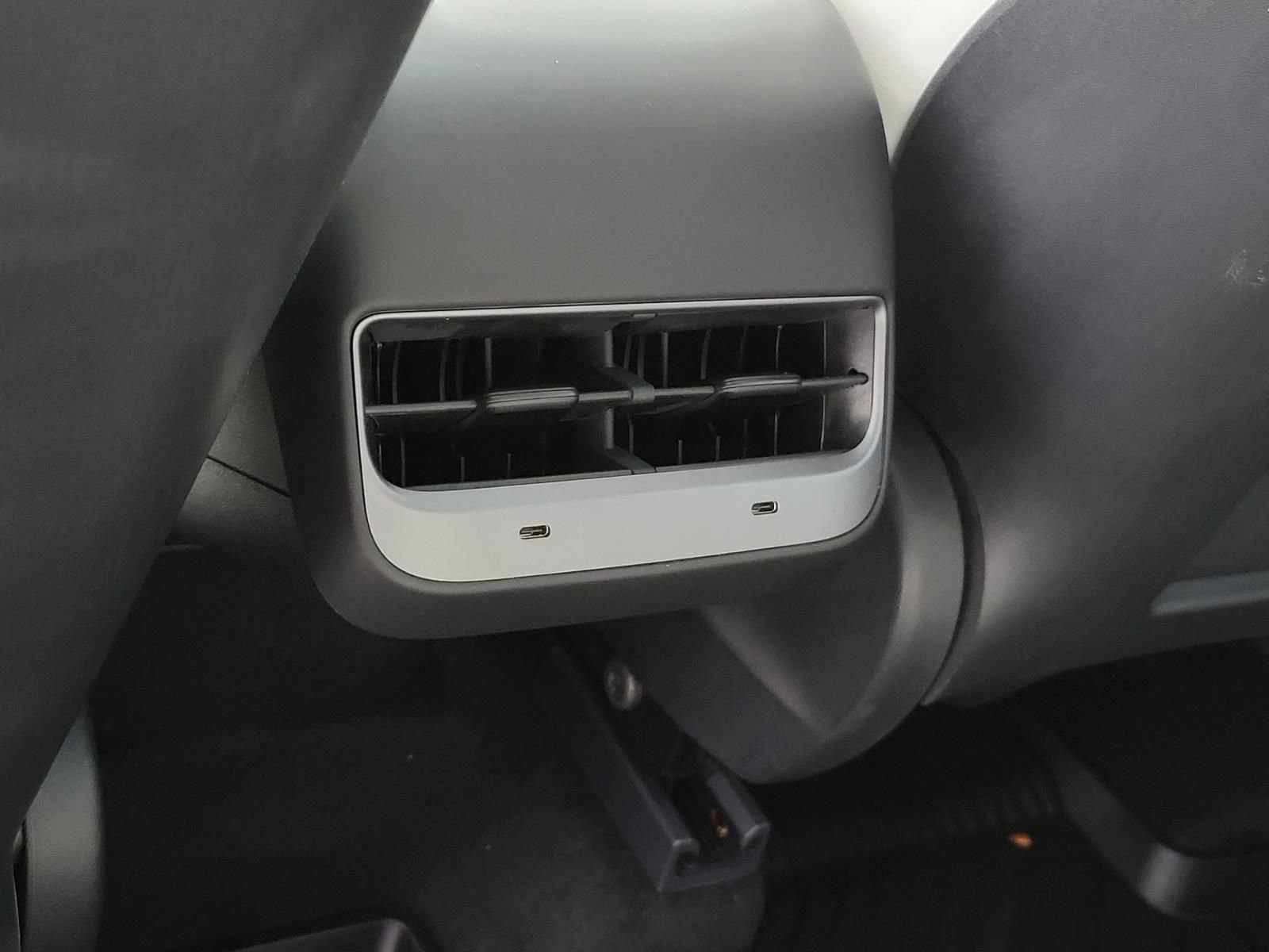 Used 2021 Tesla Model Y Long Range image 13