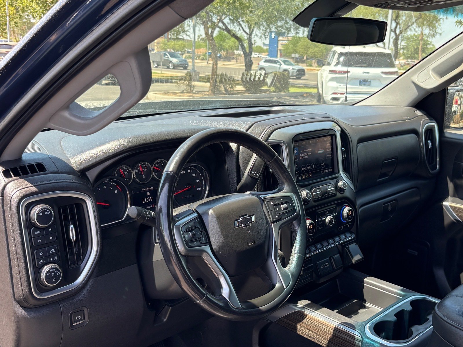 Used 2020 Chevrolet Silverado 1500 LT Trail Boss AWD/4WD image 20