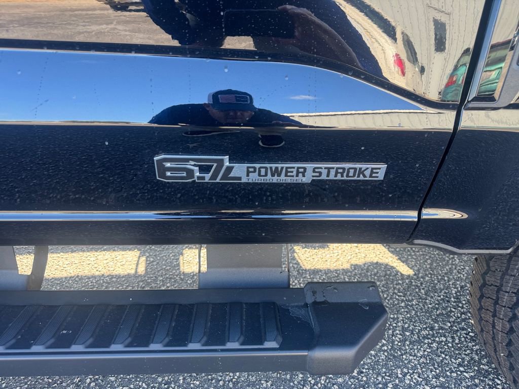 New 2026 Ford F350 Lariat w/ Black Appearance Package image 17