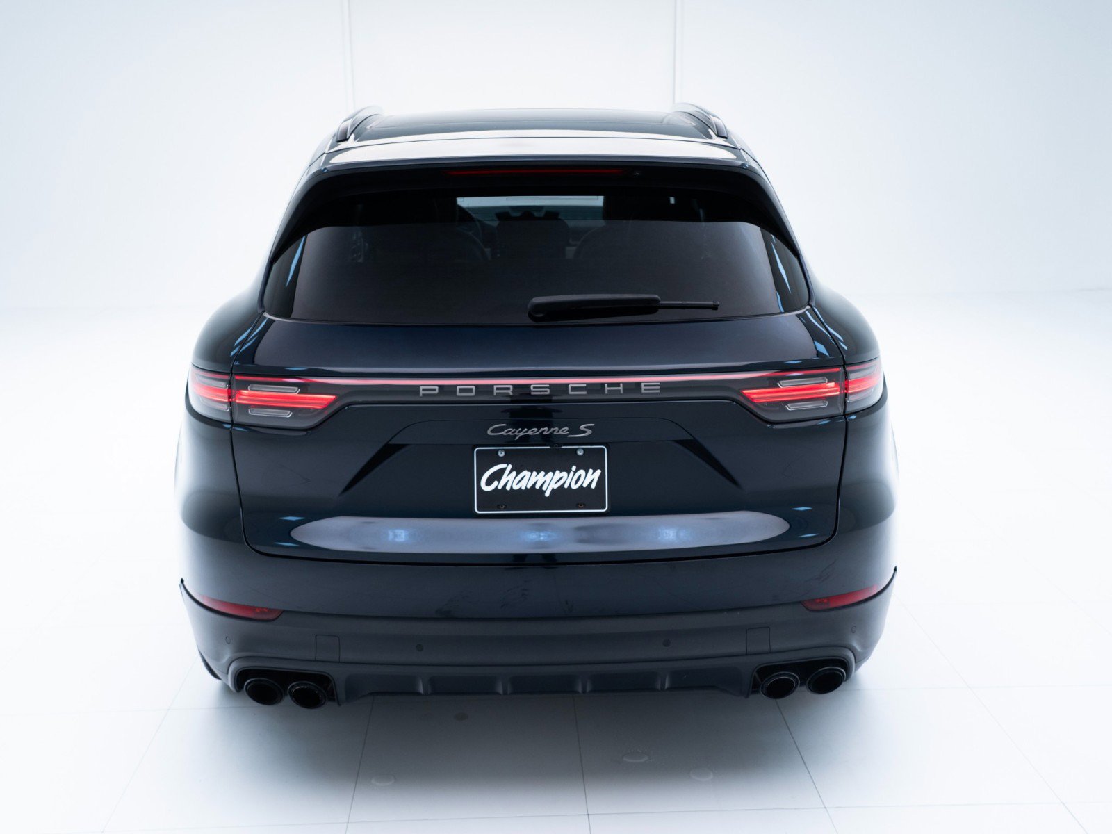 Certified 2022 Porsche Cayenne S Platinum image 10