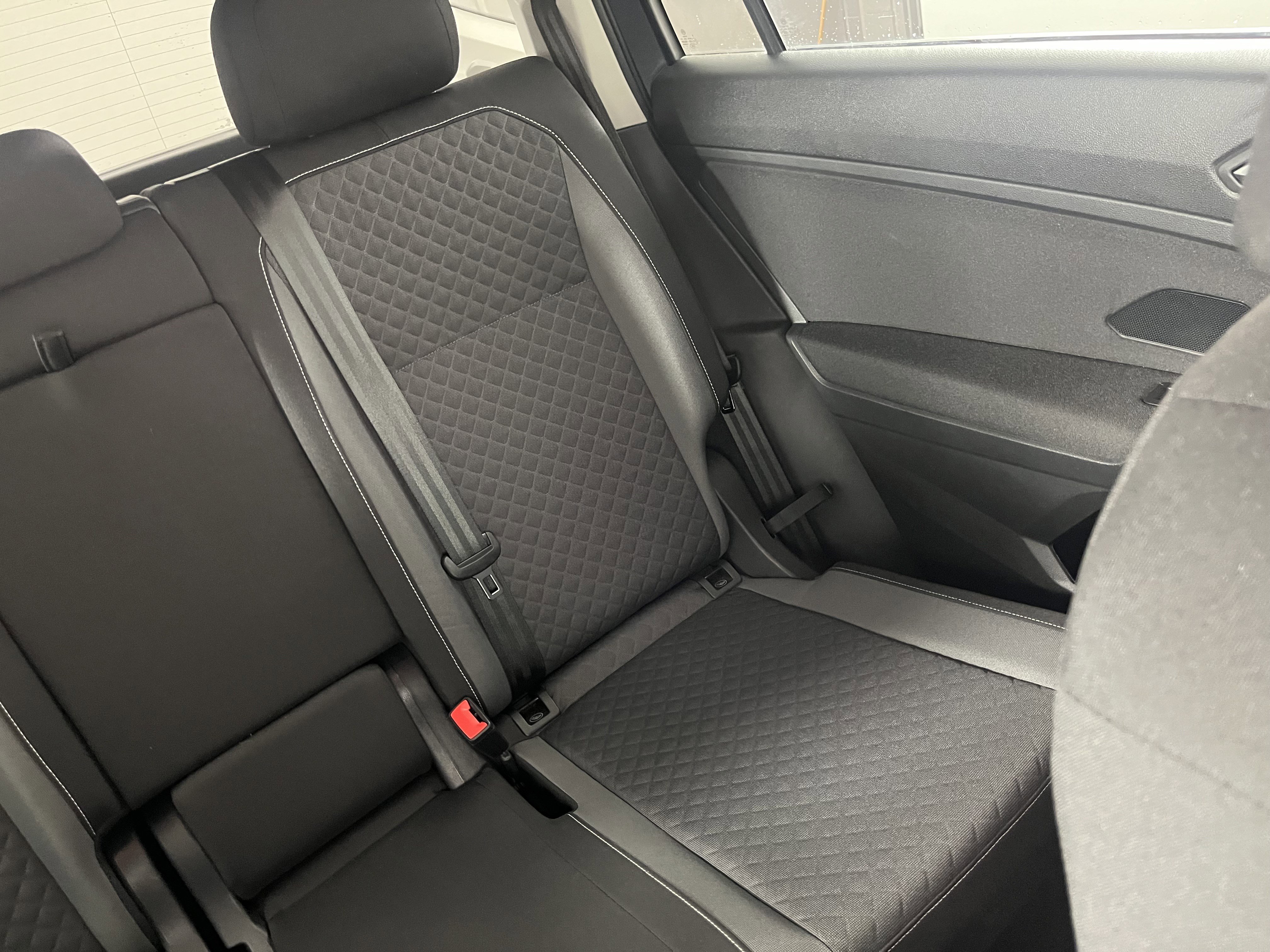 Used 2021 Volkswagen Tiguan S image 23