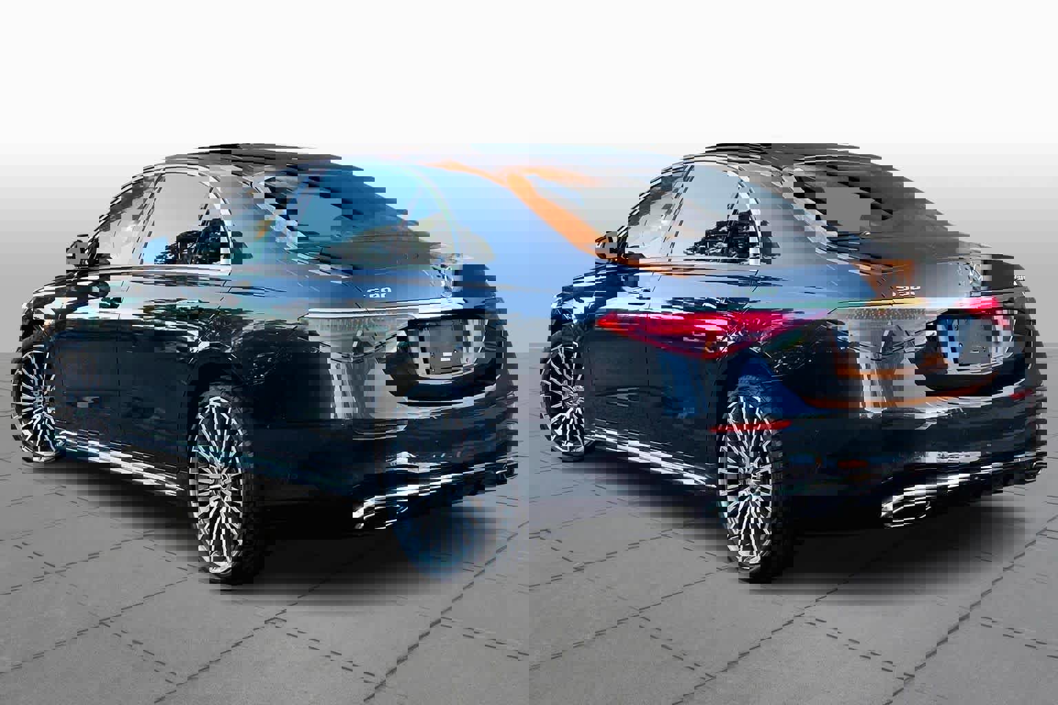 Certified 2023 Mercedes-Benz S 580 4MATIC Sedan image 11