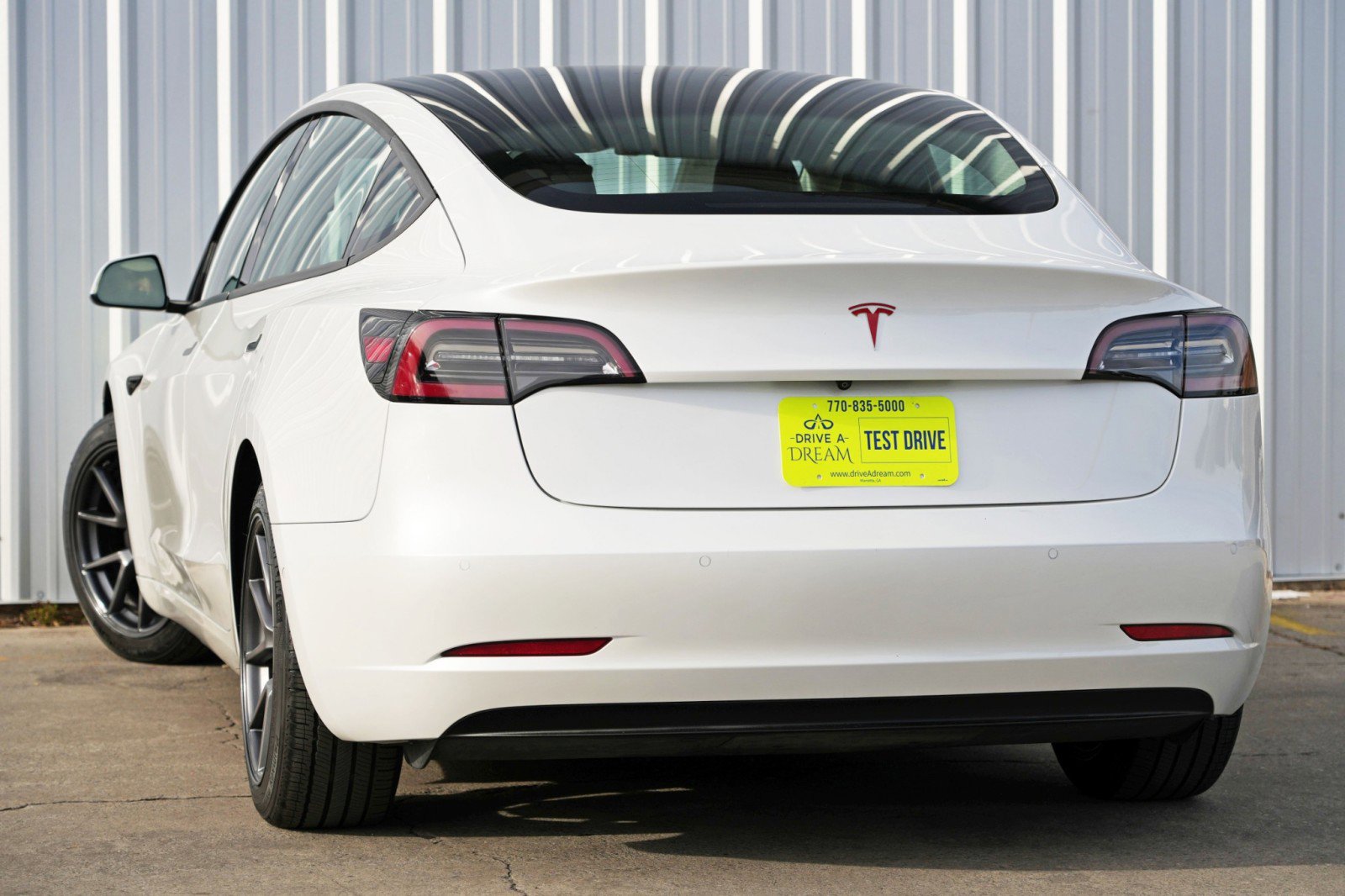 Used 2021 Tesla Model 3 Standard Range Plus image 6