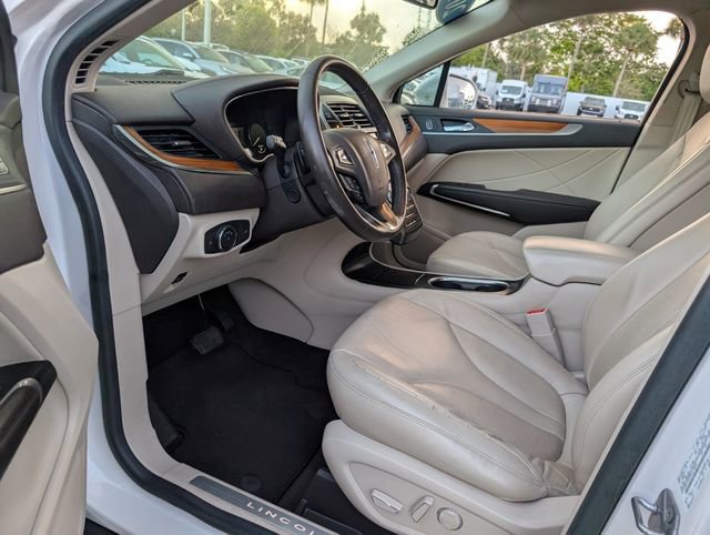 Used 2019 Lincoln MKC Select w/ Select Plus Package image 6