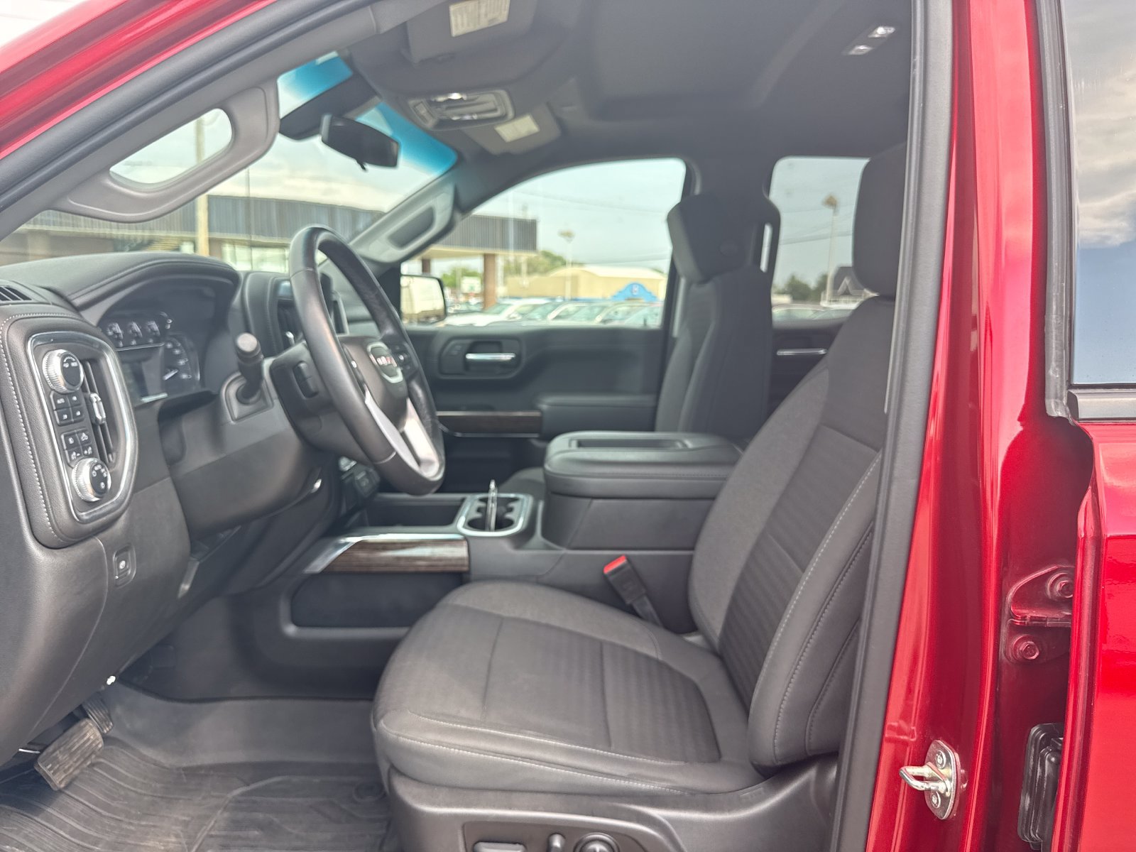 Used 2022 GMC Sierra 1500 Elevation w/ LPO, Elevation Black Package AWD/4WD image 14