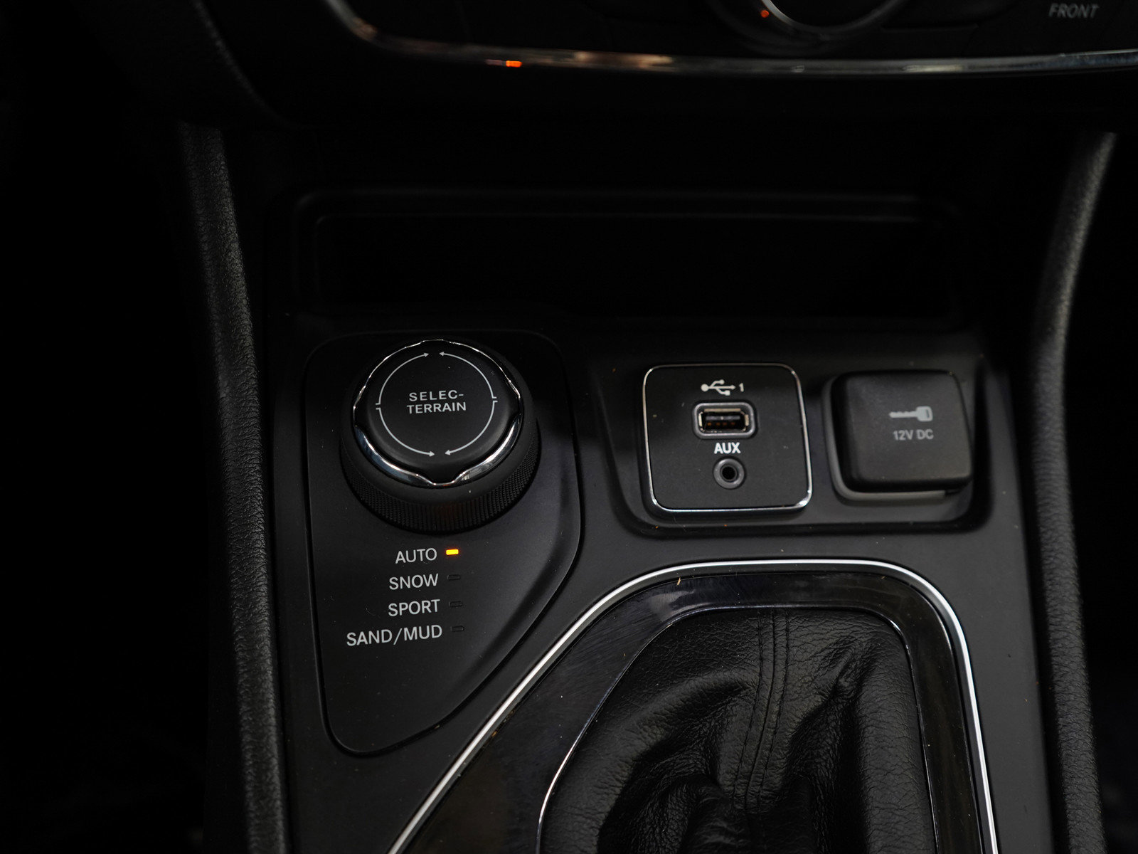 Used 2022 Jeep Cherokee Limited AWD/4WD image 24