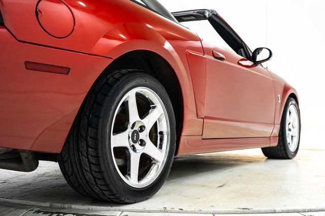 Used 2004 Ford Mustang Cobra RWD image 15