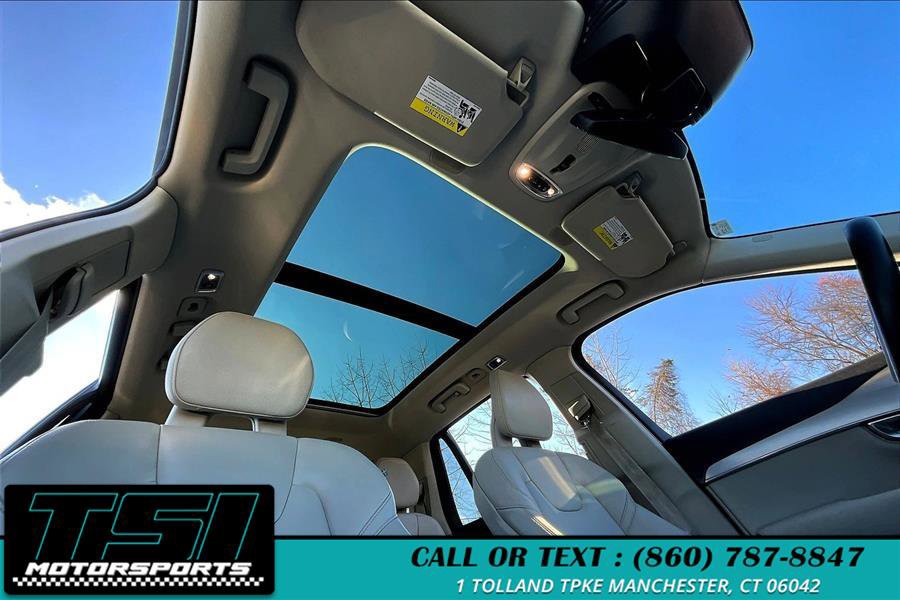 Used 2016 Volvo XC90 T6 Momentum image 22