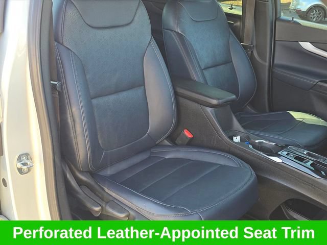 Certified 2023 Chevrolet Bolt EUV Premier FWD image 17