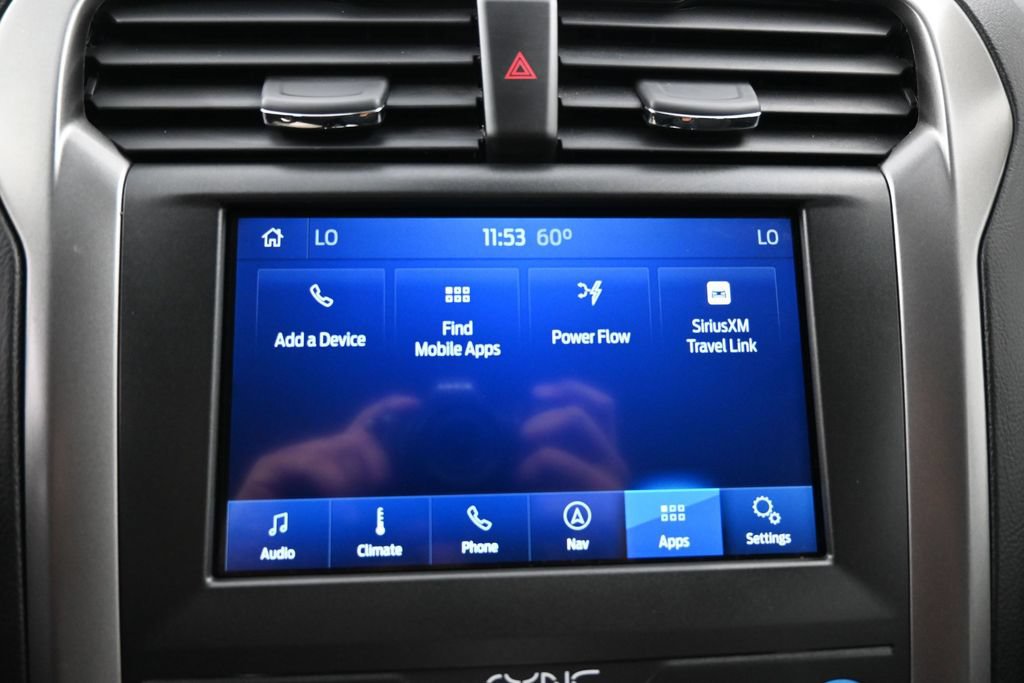 Used 2020 Ford Fusion SE FWD image 12
