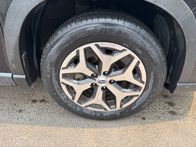 Used 2023 Subaru Forester Premium image 25