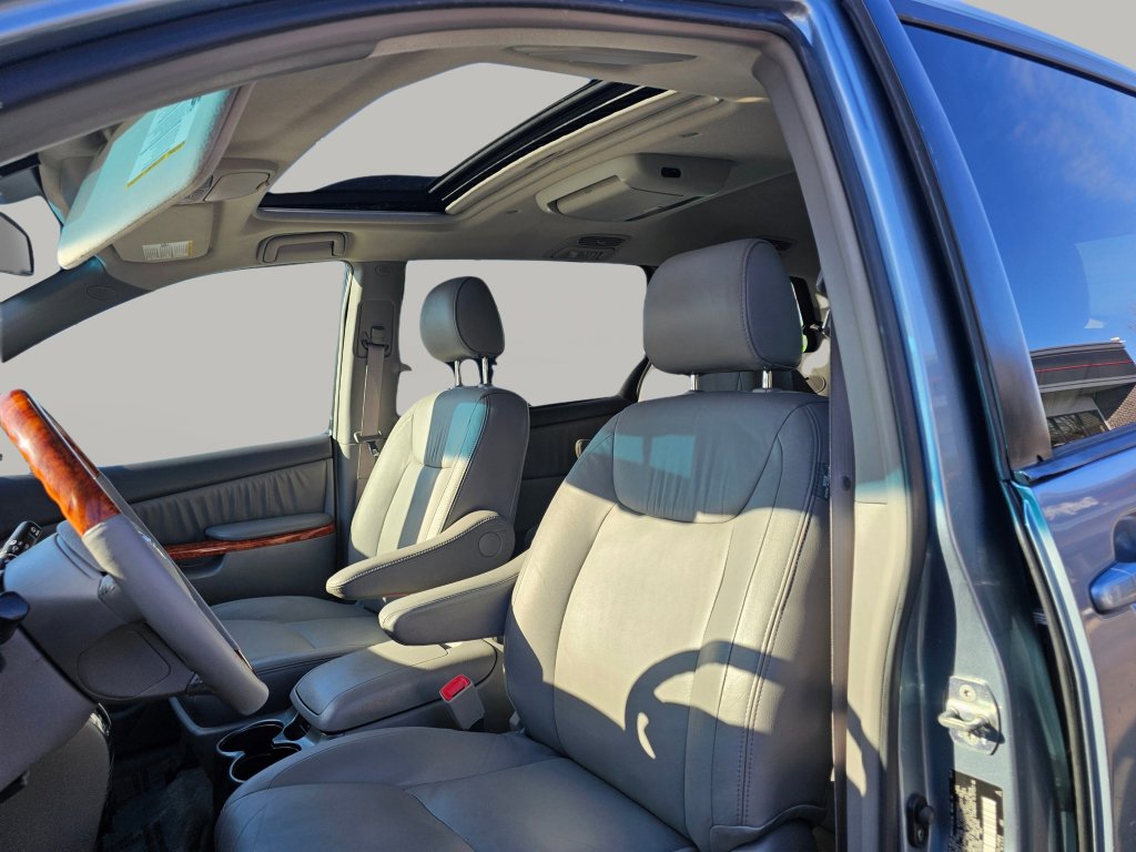Used 2007 Toyota Sienna XLE Limited AWD/4WD image 20